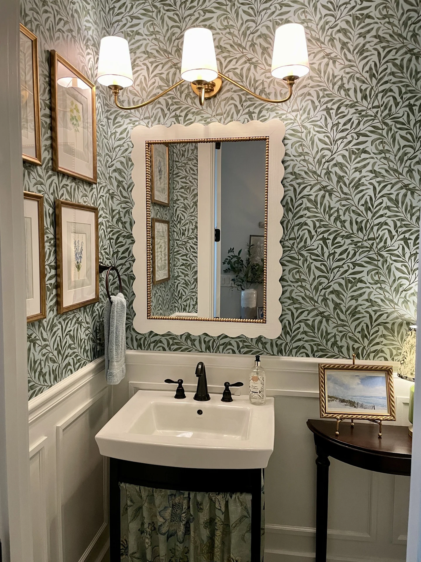 Bathroom with Wallpaper in William Morris Willow Bough.